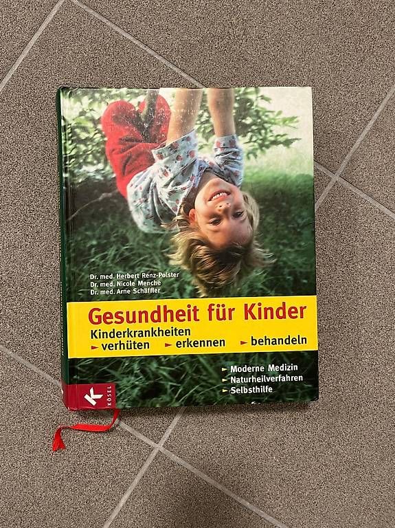 Libri: Gesundheit für Kinder – Usato da Glarus venduto da steffif.