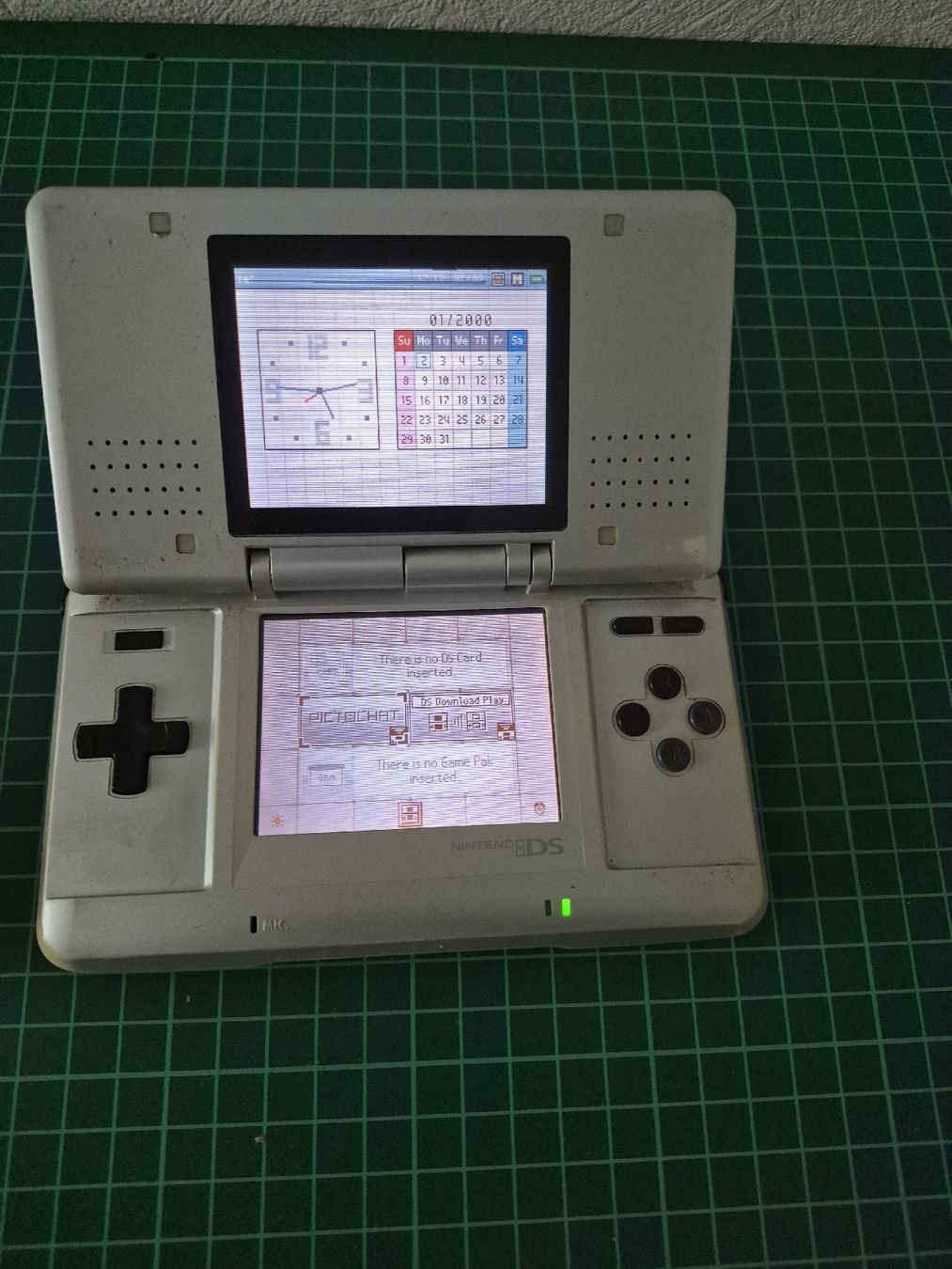 Nintendo Console: Nintendo DS Handheld Console Silver Used Condition – Usato da Meyrin venduto da Retro-GZ 7