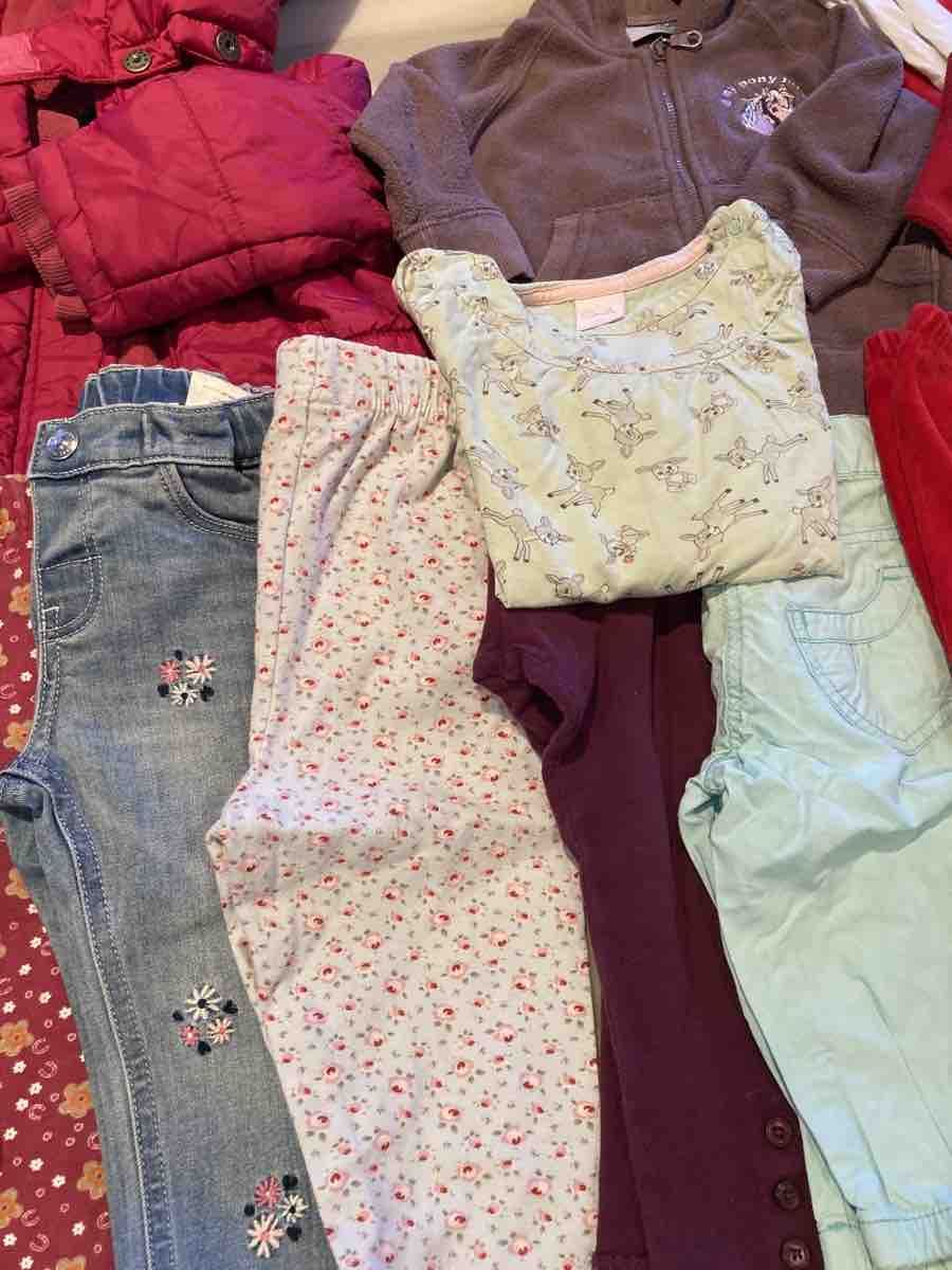 Lotti & Set di vestiti: ab 1.- Kleiderpaket Mädchen Grösse 74/80 nr.1 – Usato da Morschach venduto da leonie87 1
