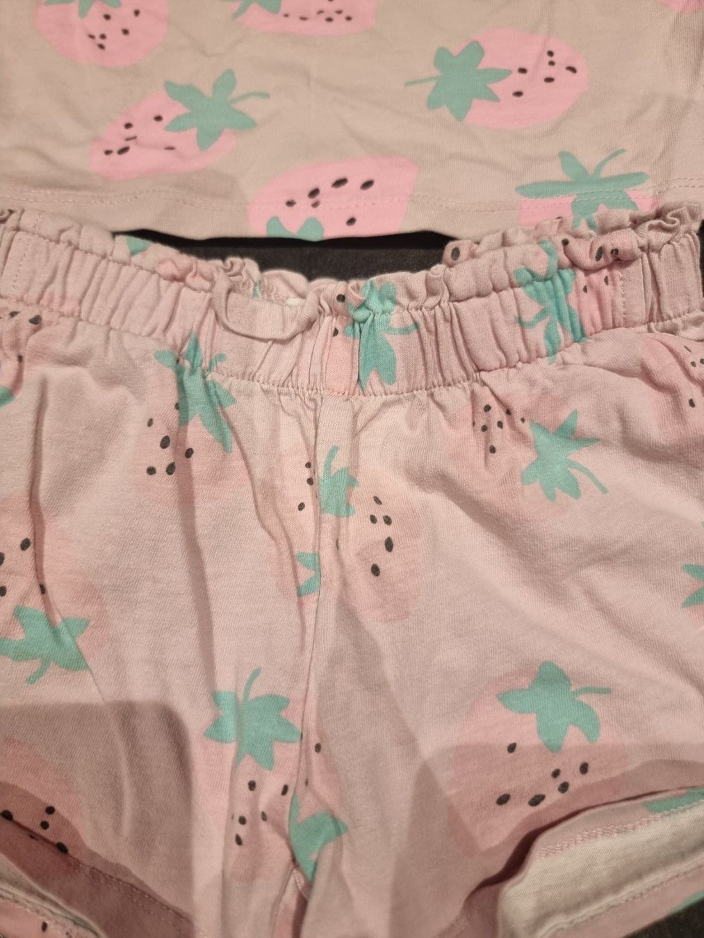 H&M Lotti & Set di vestiti: H&M Set – Usato da Buttikon SZ venduto da Limo180 1
