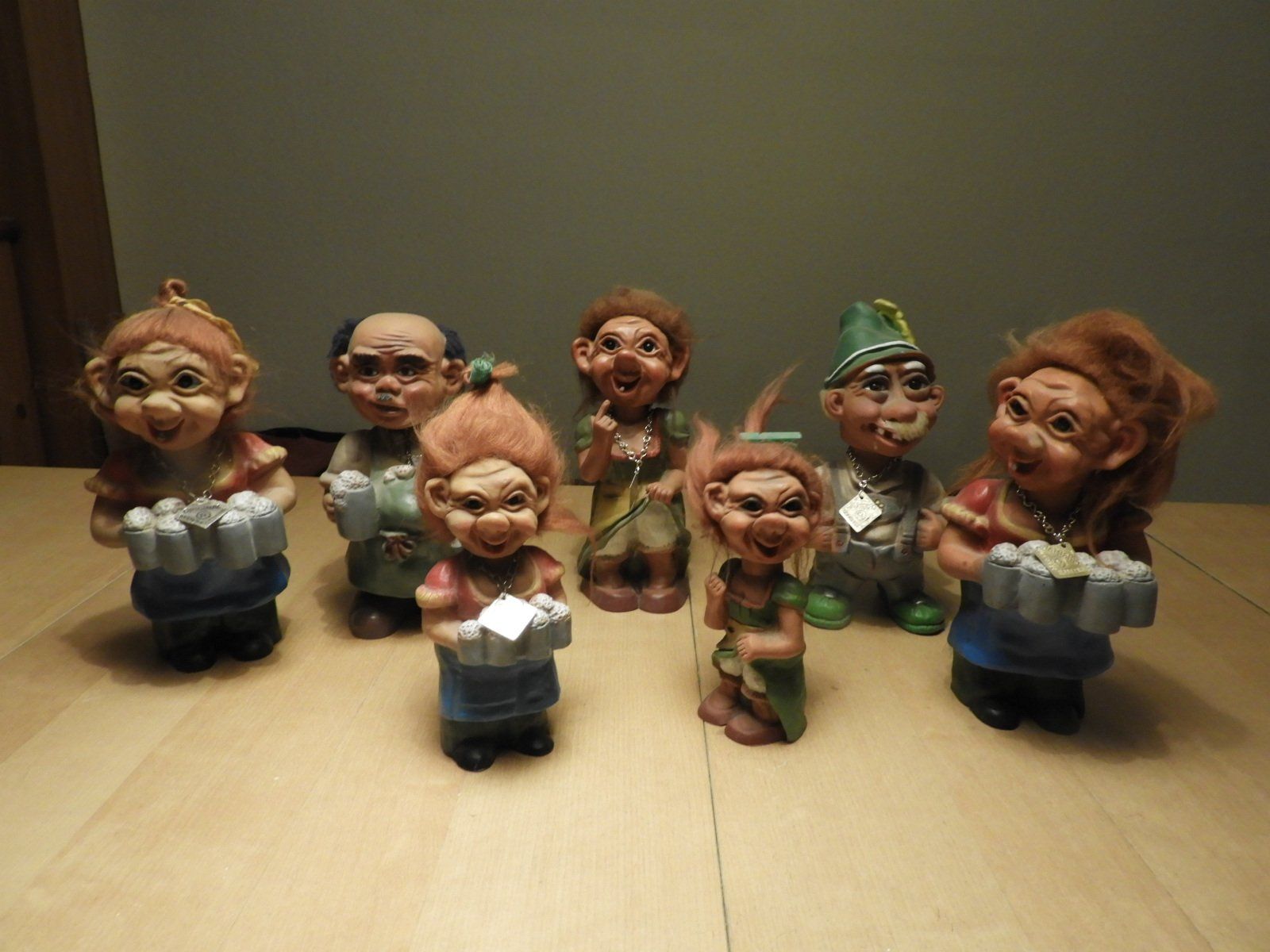 Statuette: HEICO TROLL ODER "R" TROLL AUS DEUTSCHLAND, 5. PAKET – Usato da Ettingen venduto da troll-mutter 2