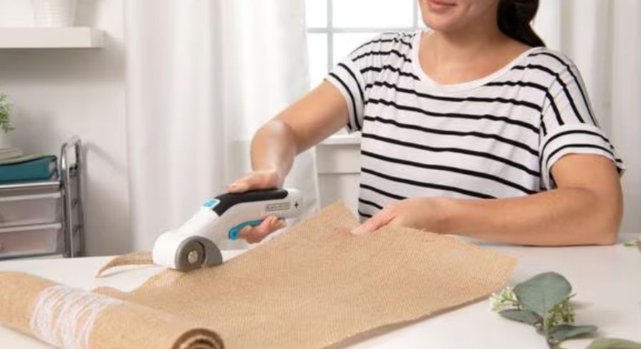 Tutte le macchine: Neu & Original verpackt Elektrisches Messer – Nuovo e nell'imballaggio originale da Regensdorf venduto da sugusli2007 3