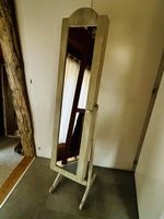Schmuckschrank mit Spiegel, viel Stauraum, Top Zustand
