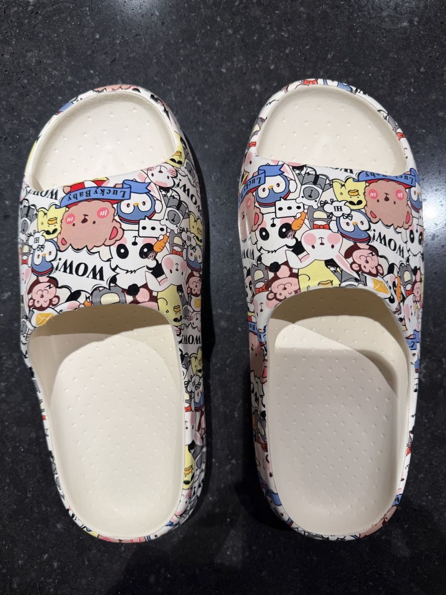 Scarpe da donna: Hausschuhe Gr. 40/41 – Nuovo (secondo la descrizione) da Adligenswil venduto da Esthee 1
