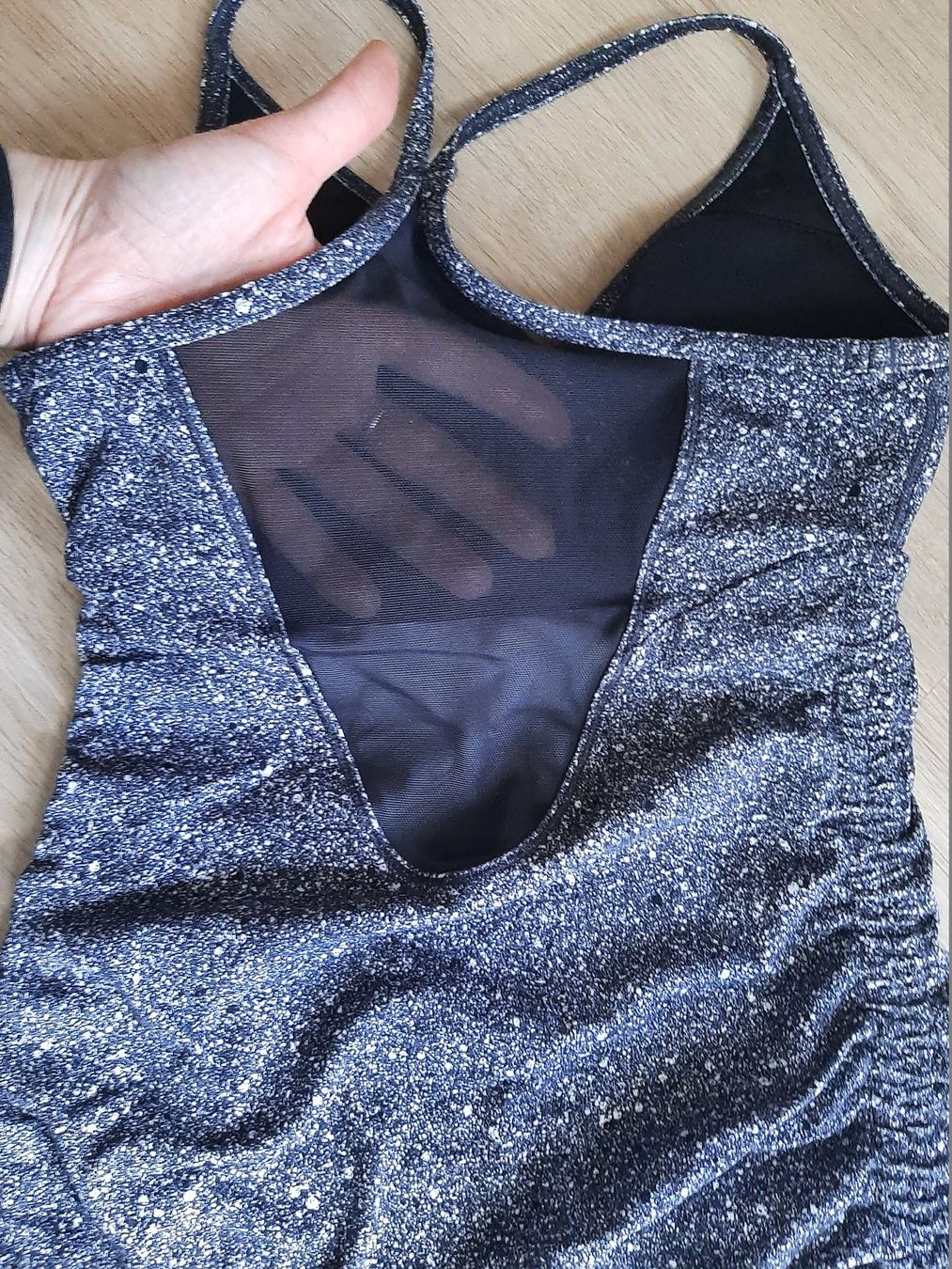 Lululemon Top: Lululemon top - Size 2 (XXS) – Usato da Fribourg venduto da metalhands 3