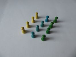 12 Spielkegel, Holz, Gelb, Blau, Grün, 1,0 x 2,0cm