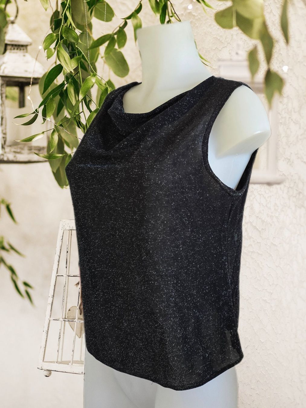 Tops: Damen Top schwarz dezent glitzer – Neuf (Voir description) à Aarburg par Hystoria 3