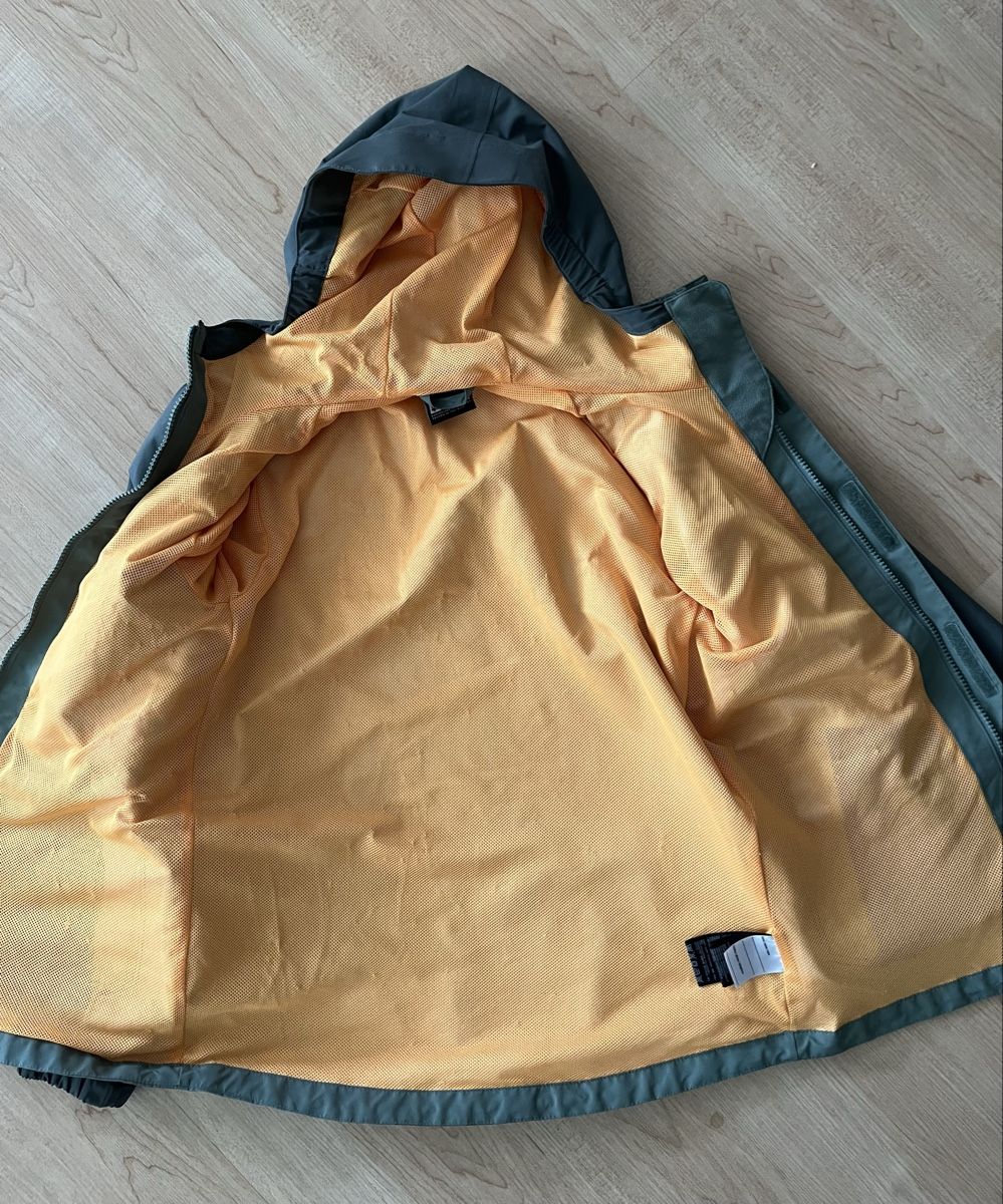 Jack Wolfskin Giacche & Cappotti: Regenjacke Jack Wolfskin Gr. 164 – Usato da Reinach AG venduto da kima73 2