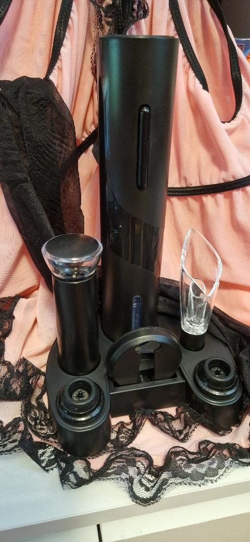 Vino: Sexy Geschenk Idee Elektrischer Zapfenzieher Set – Nuovo e nell'imballaggio originale da Dallenwil venduto da erotic321meins 5