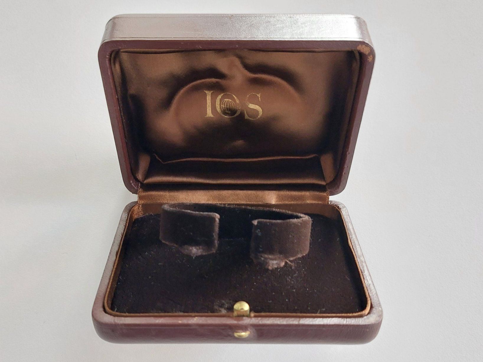 Patek Philippe Scatole porta orologi: Patek Philippe IOS Box - Vintage – Usato da St. Gallen venduto da shatcy