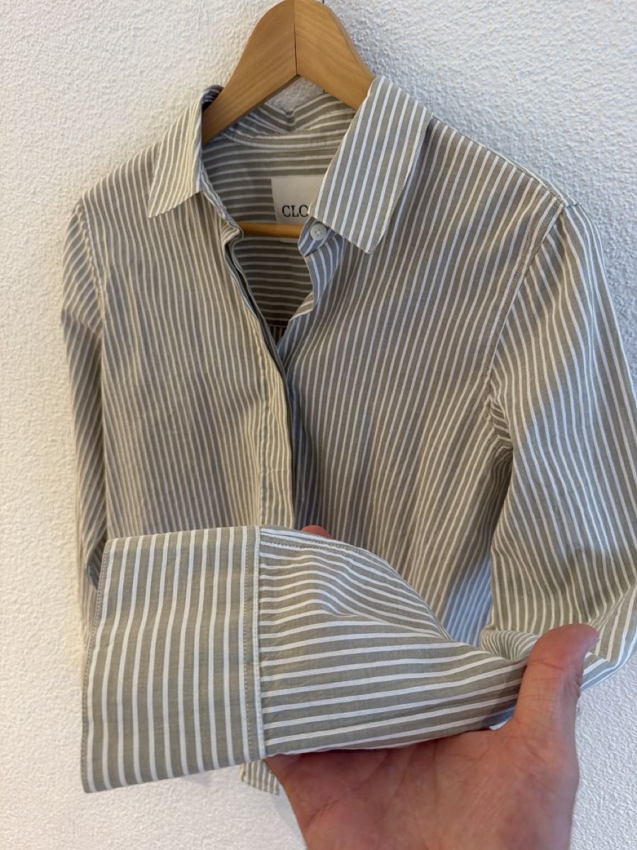 Chemisiers: Cloded Bluse XS – D'occasion à Stans par lion85 2