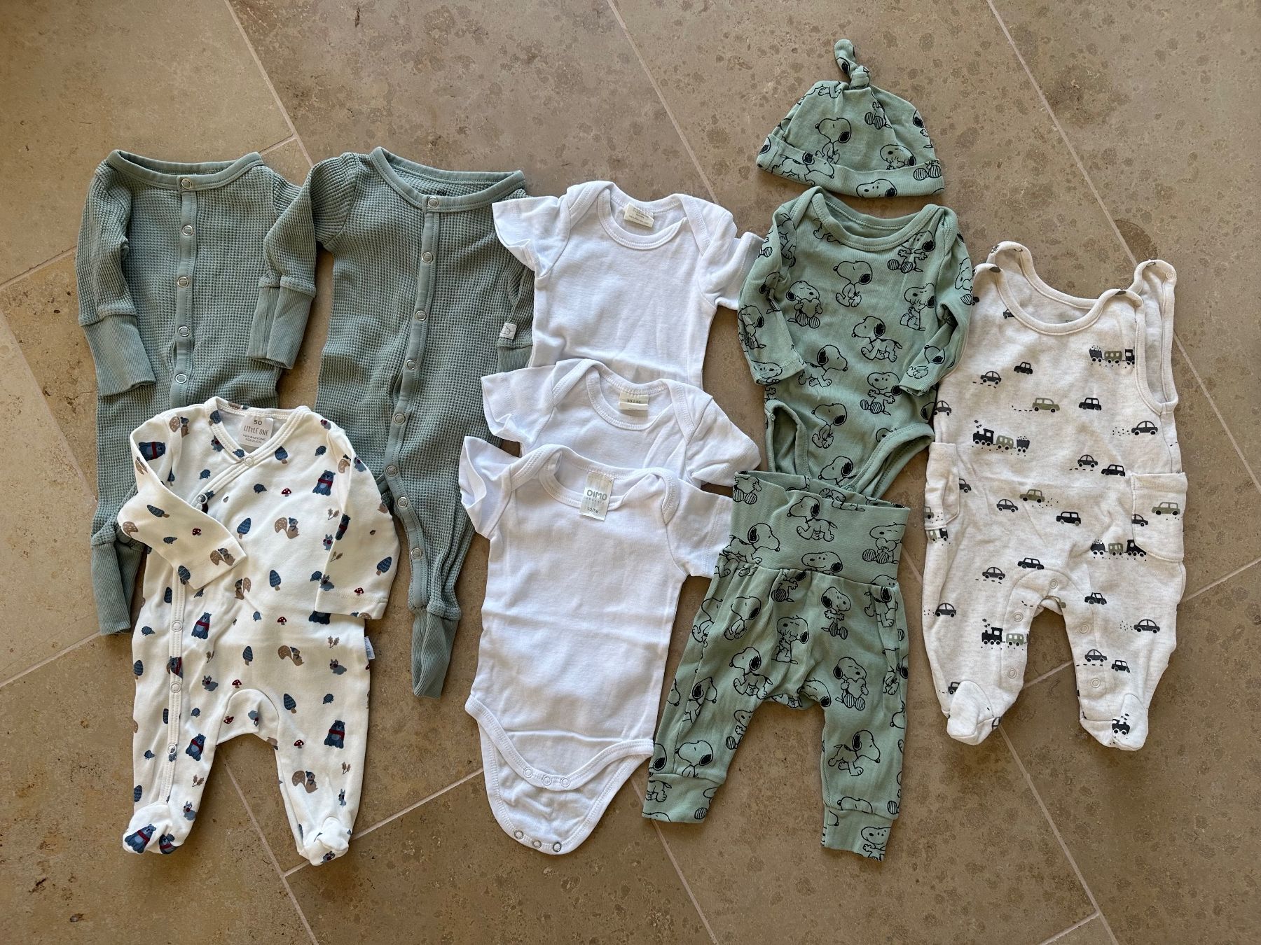 Kleiderpakete & -sets: Babystrampler und Kleider Grösse 50 – Gebraucht aus Zürich von casiana