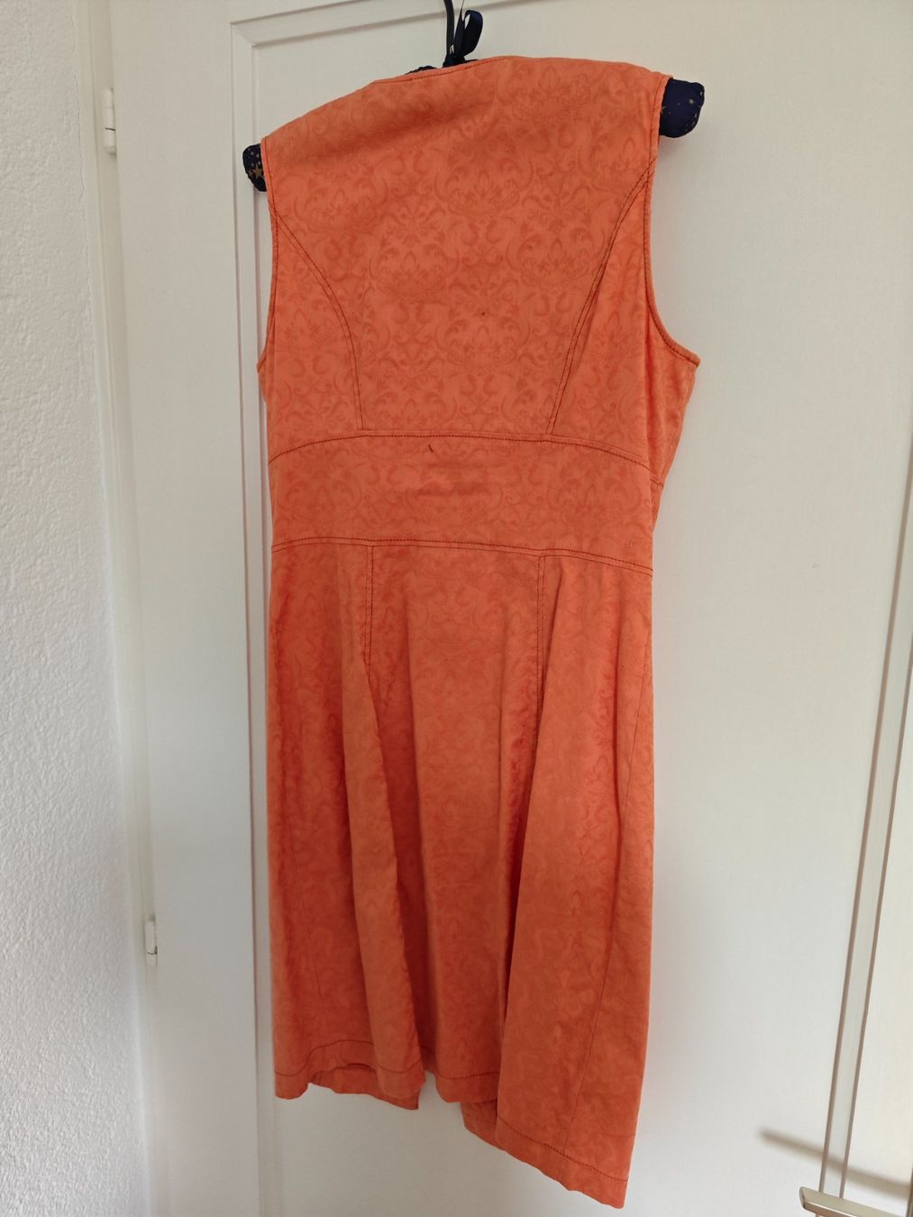 Kleider: Robe orange – Gebraucht aus Renens VD von cba_r9y8 1