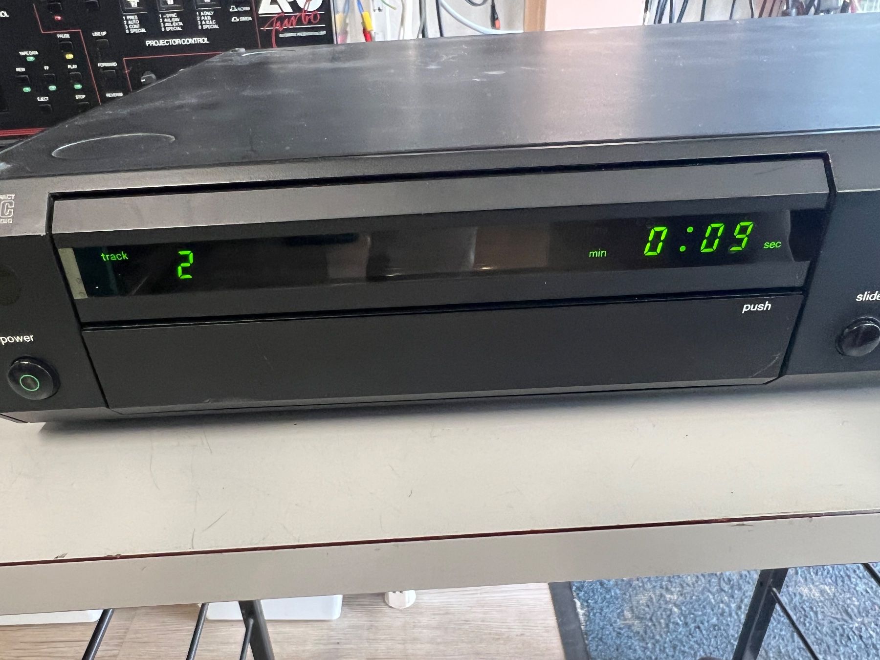 Braun Lettore multimediale & Streamer: Braun CD3 HiFi CD-Player, Vintage Gerät! – Usato da Gebenstorf venduto da Secondtronik