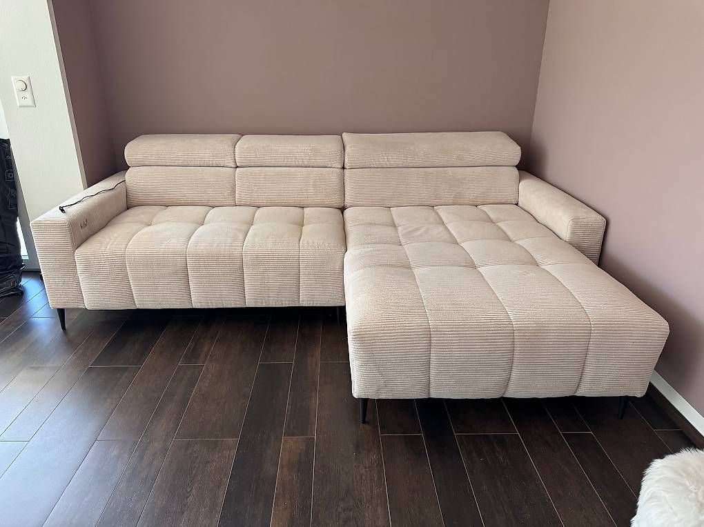 Divani: Modernes Ecksofa mit elektrischer Relaxfunktion  wie neu – Usato da Jona venduto da C.Mayer92 1