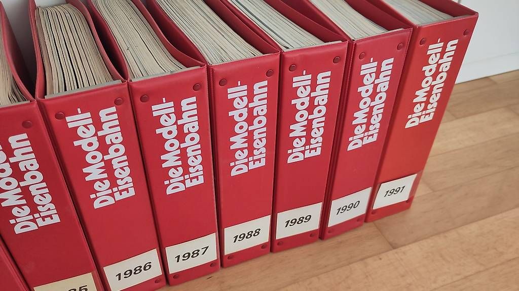 Riviste & Magazine: Modelleisenbahn Zeitschriften – Usato da Gerzensee venduto da Martin_99 1
