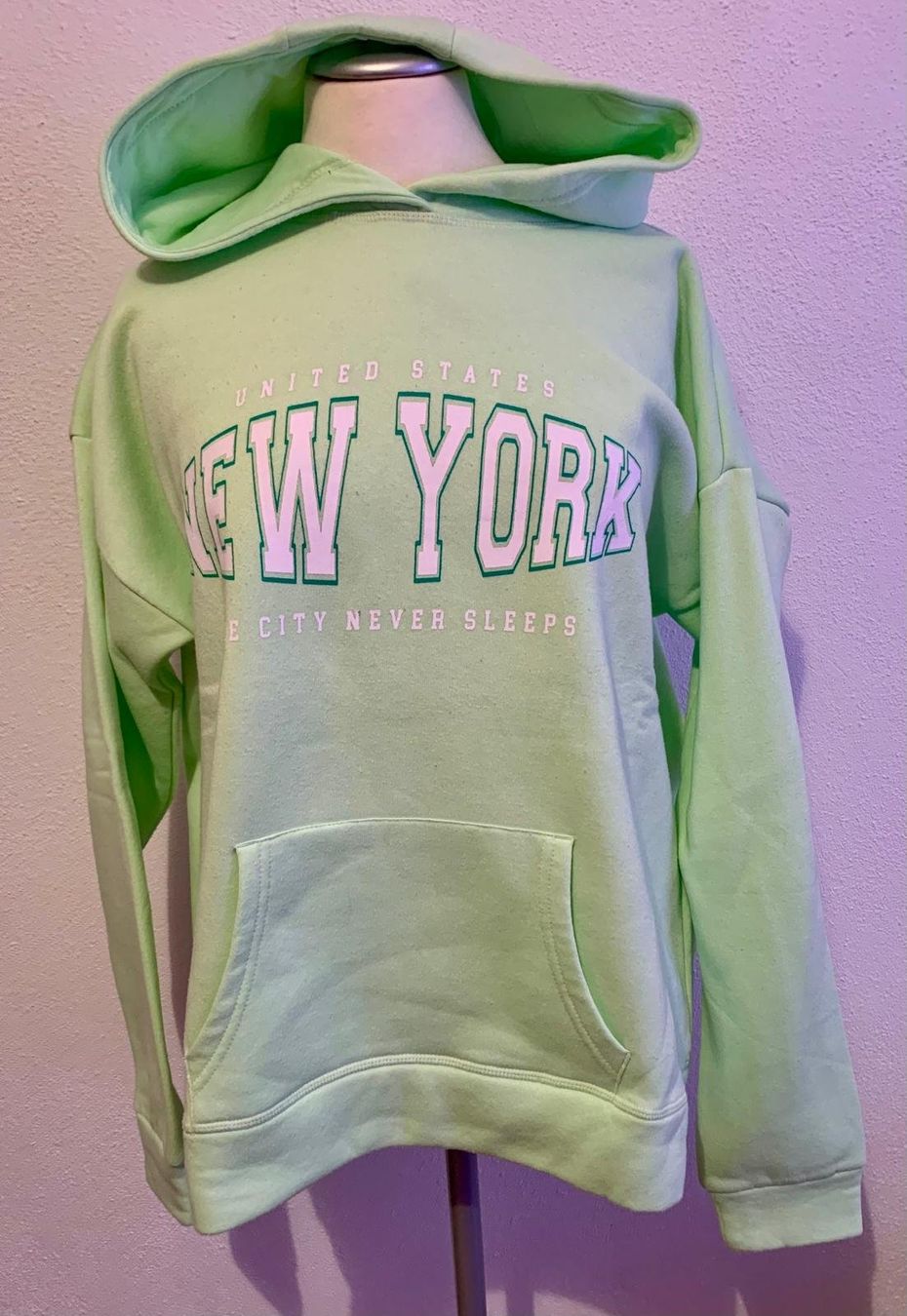 Pulls & Sweat-shirts: Pullover – D'occasion à Münchwilen TG par Caroline_T.