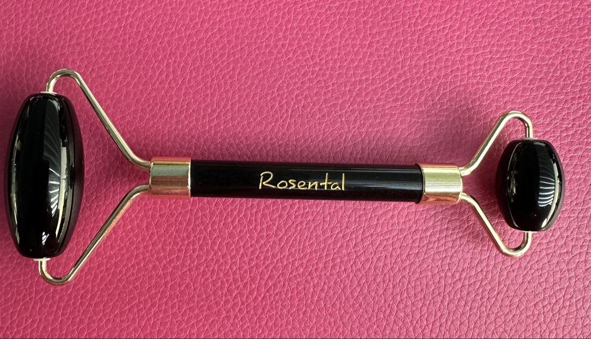 Rosenthal Gesichtspflege: Rosental Organics Black Empress Roller Jade – Neu (gemäss Beschreibung) aus Münsingen von Innchen