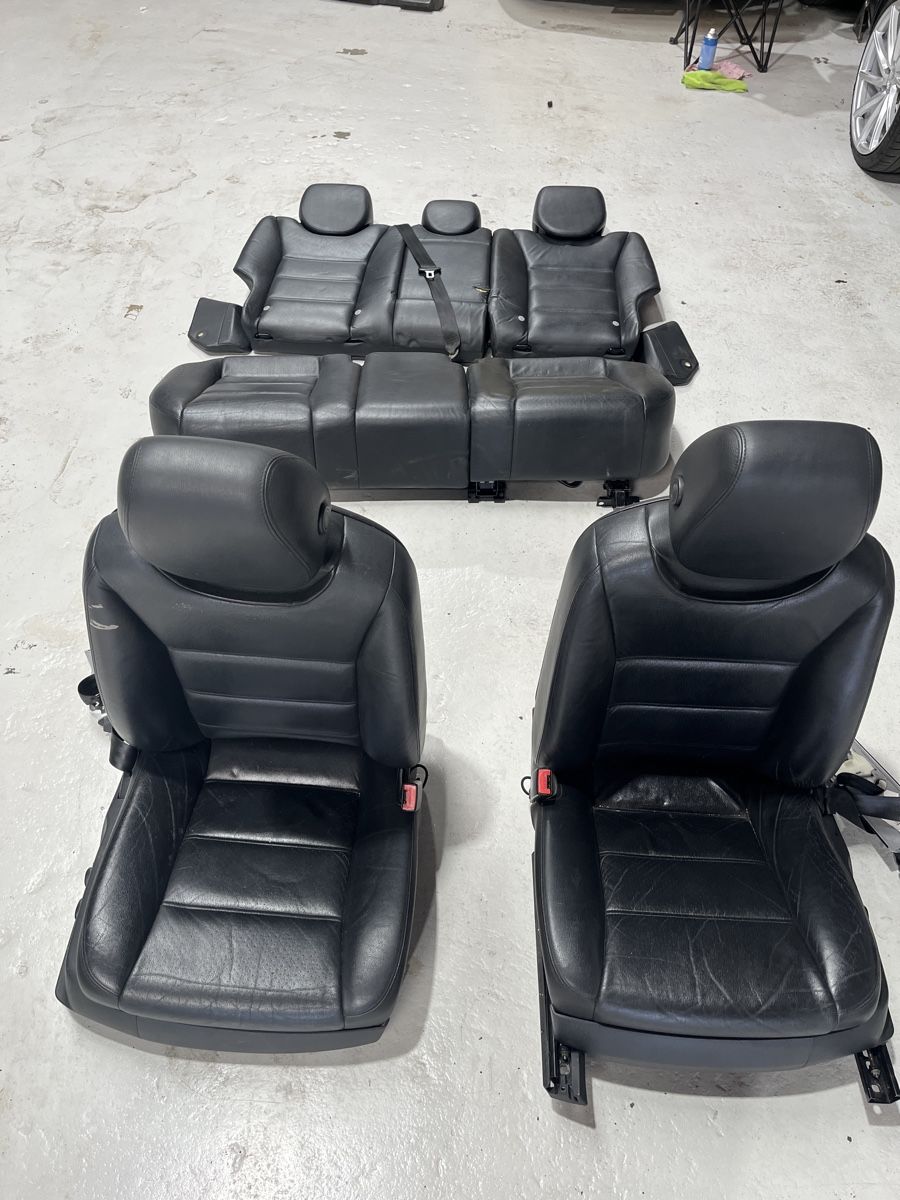 Porsche Alle Autoersatzteile: Porsche Cayenne 955 Ledersitze  – Gebraucht aus St. Erhard von Michel164