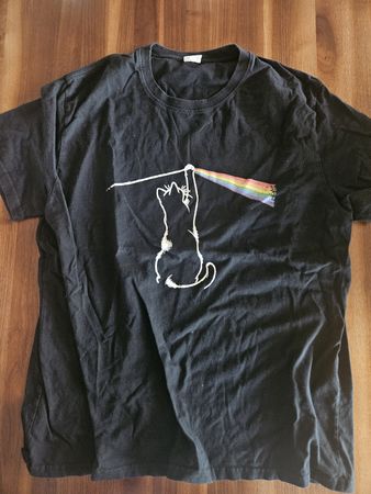 Schwarzes T-Shirt mit Katzenmotiv Groesse L
