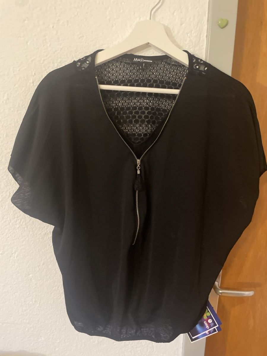 Tuniche: Tunique noire dentelle, taille L – Usato da Les Breuleux venduto da nin_9msn