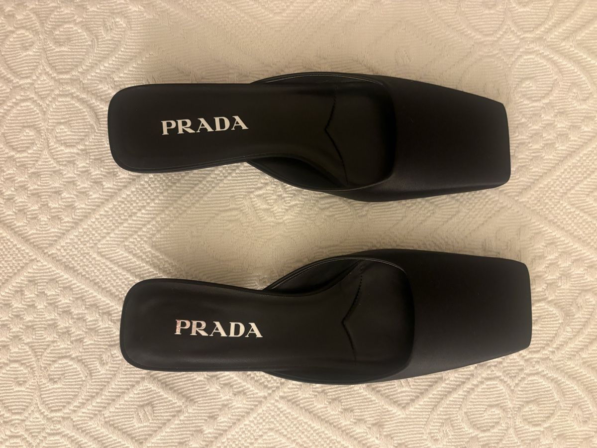 Prada Scarpe da donna: Prada satin slides 37 – Nuovo (secondo la descrizione) da Zürich venduto da ritzo1 1