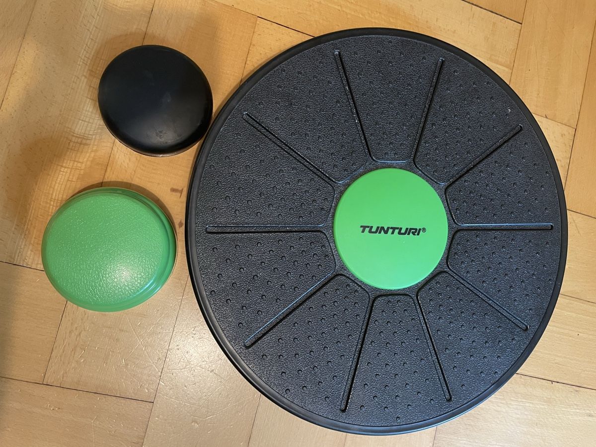 Tunturi Hometrainer: Tunturi Adjustable Balance Board – Usato da Zürich venduto da voyageca