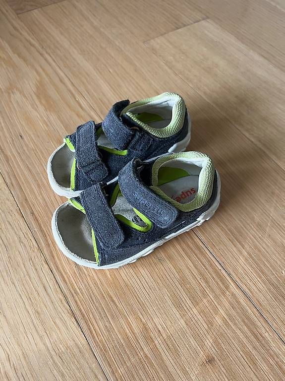Scarpe per ragazzi: Sandale Superfit Gr. 21 – Usato da Balgach venduto da RianaT 1