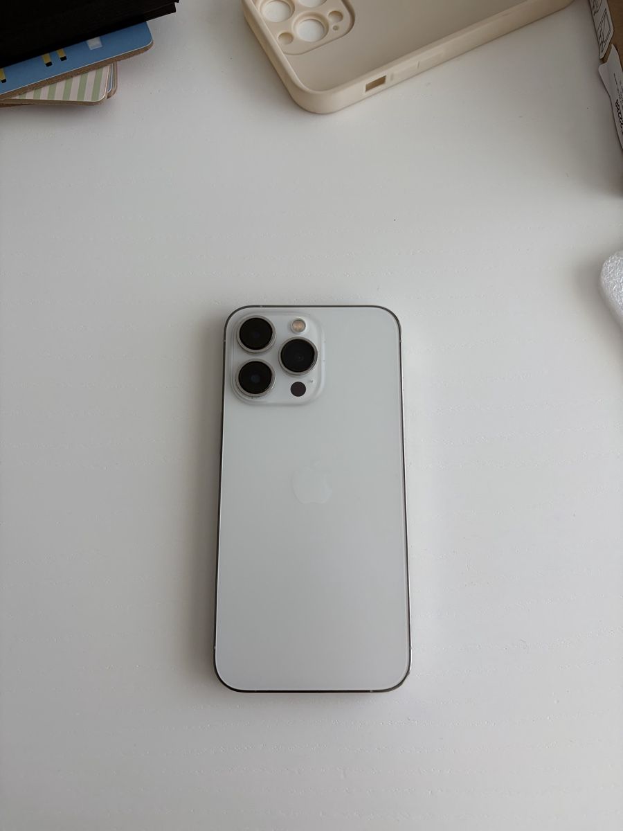 Apple Handys / Smartphones: I Phone 13 Pro – Defekt aus Urdorf von be_bravee 2