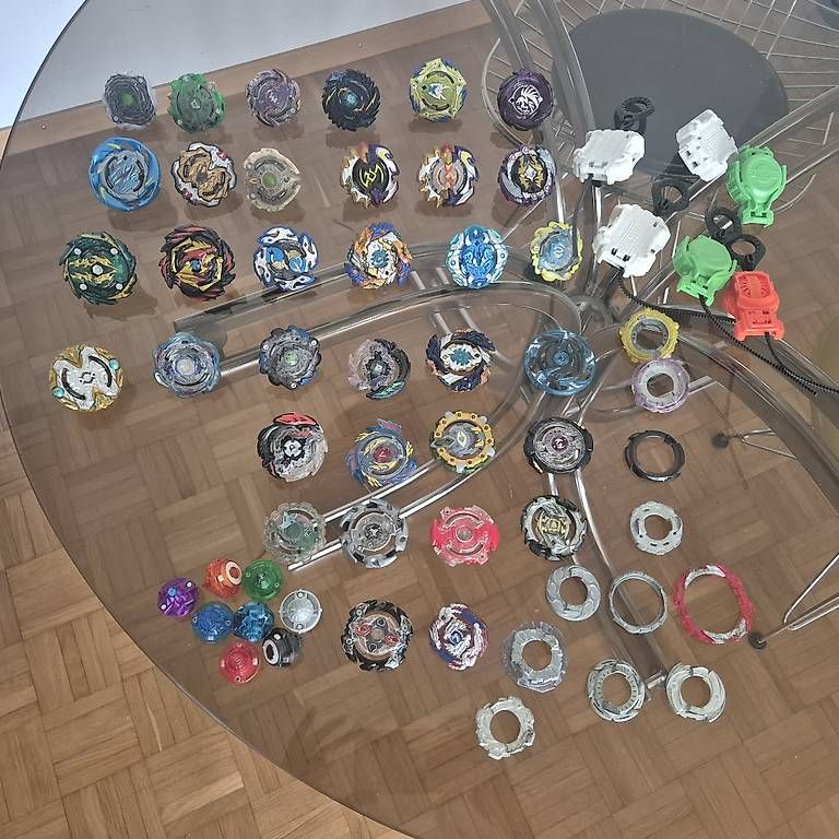 Spielzeuge: Beyblades – Gebraucht aus Solothurn von andrea2011