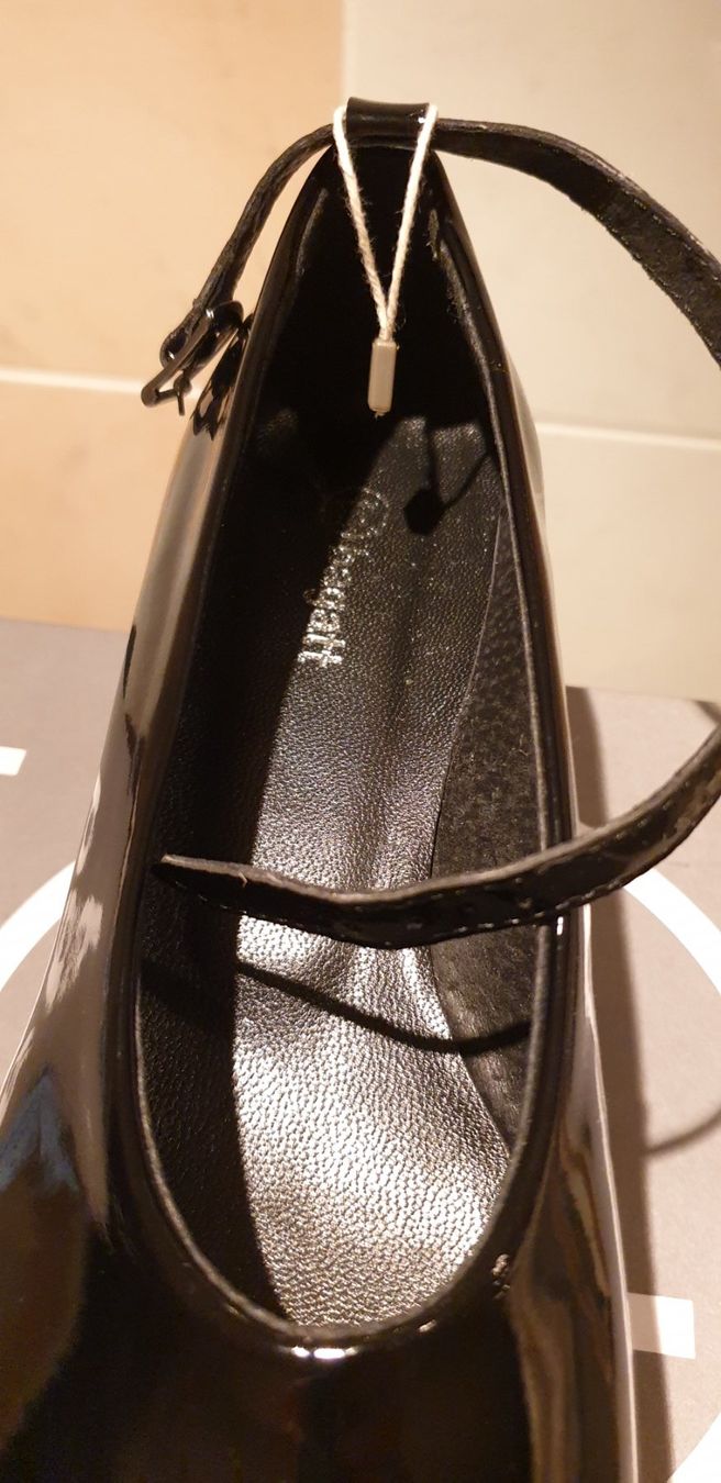 Scarpe da donna: Lackschuhe mit Plateau & Fesselriemen NEU, Gr. 37 – Nuovo e nell'imballaggio originale da Wettswil venduto da the_jr6l 4