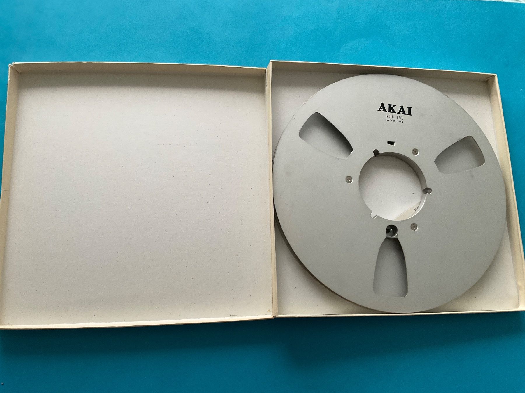 Revox Bandmaschinen: AKAI Metal Spule – Gebraucht aus Langenthal von RronJora 2