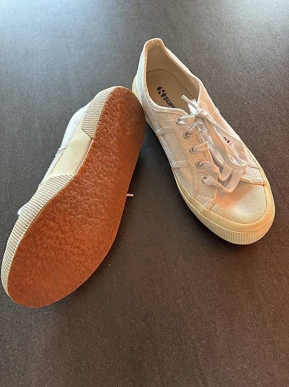 Damenschuhe: Superga Schuhe – Gebraucht aus Chur von Tamaro1 1