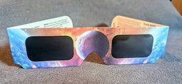 Zertifizierte Brille für Sonnenfinsternis 