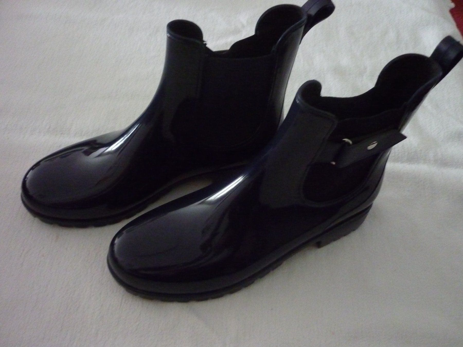 Scarpe da donna: Esmara Gummi-Stiefeletten – Nuovo (secondo la descrizione) da Vaduz venduto da red94angel 1