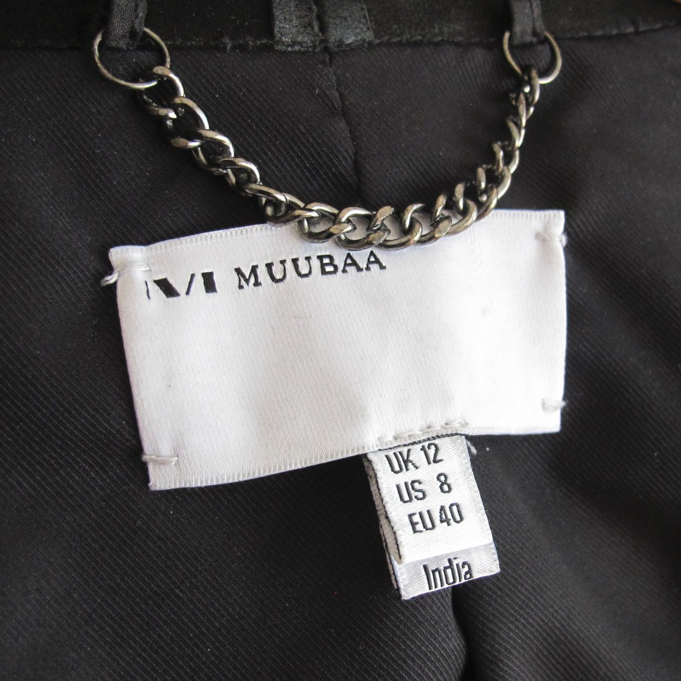 Giacche: Schwarze Lederjacke, neuwertig, Gr. 40 – Usato da St. Gallen venduto da Flint75 4
