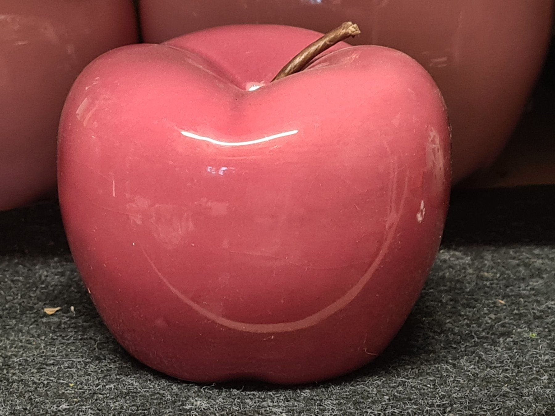 Alle Dekorationen: Grösserer Keramik Deko Apfel, ca.11x11 cm – Gebraucht aus Amriswil von kleindeko 2