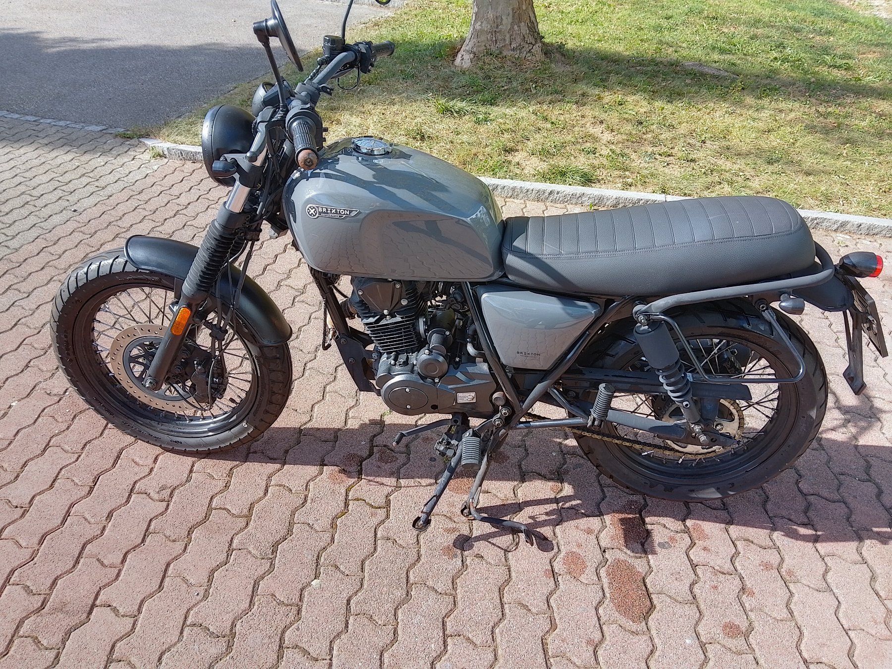 Brixton Motorcycles Strada: Brixton Cromwell 125 CBS grau – Usato da Trimbach venduto da Sportschuhe