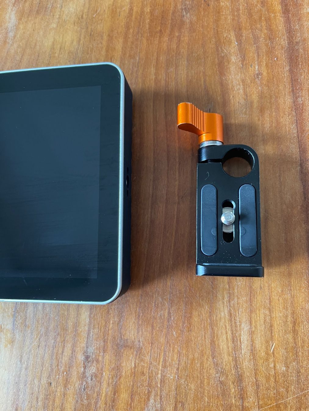 Monitore: SmallHD FOCUS 7 /7 Zoll Profi-Kameramonitor – Gebraucht aus Siblingen von Woltersdorf50 4