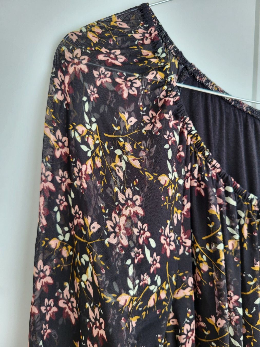 Vestiti: Gartoon Kleid, Gr. 36 - schwarz, Blumenmuster, Viskose/Seide – Usato da Baar venduto da clar6 3