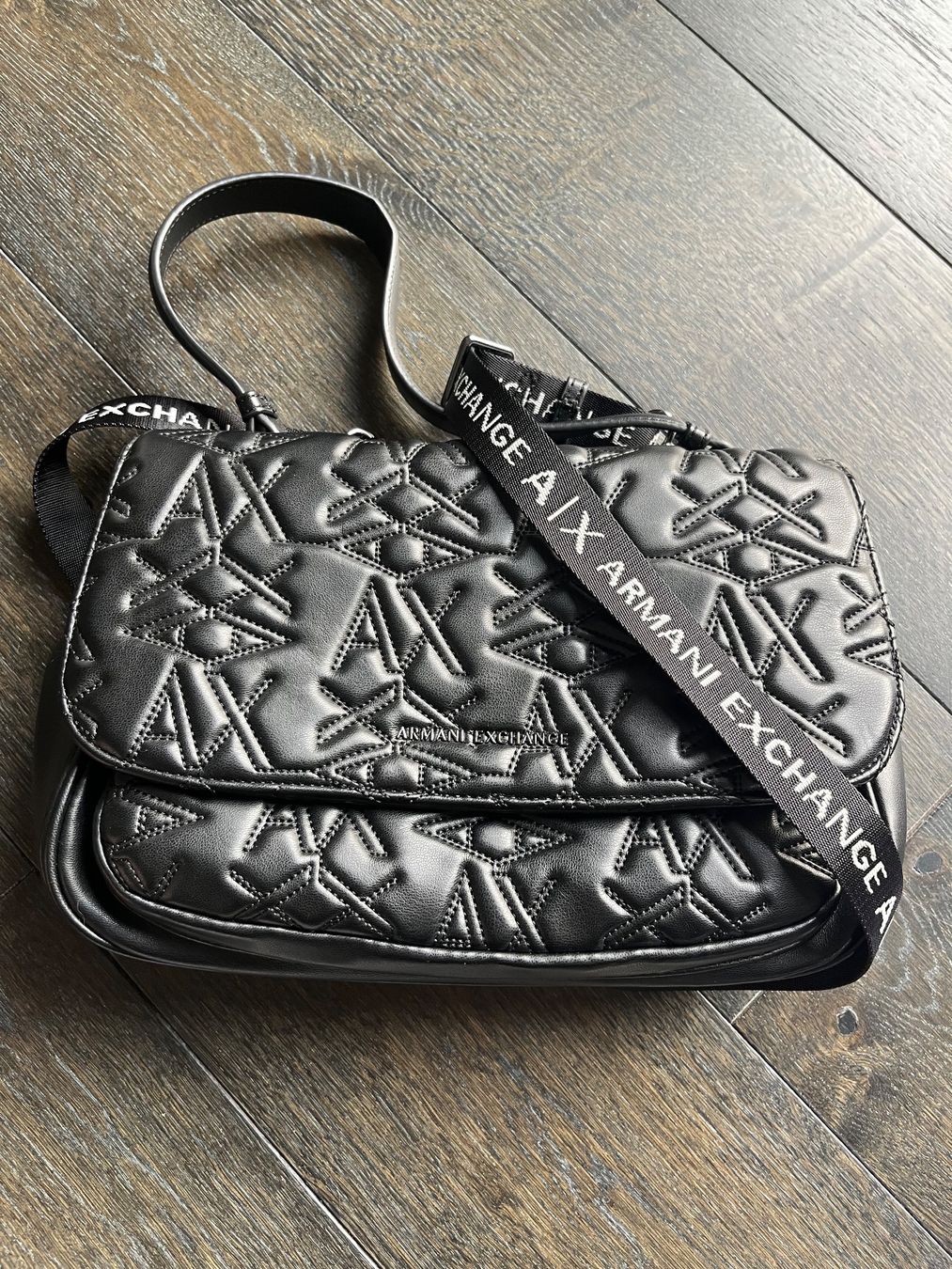 Armani Borse da donna: Sac Armani Exchange – Usato da Posieux venduto da evs_57x2