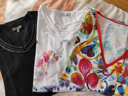 3 ganz tolle Sommershirts Kurzarm Gr. 50/52
