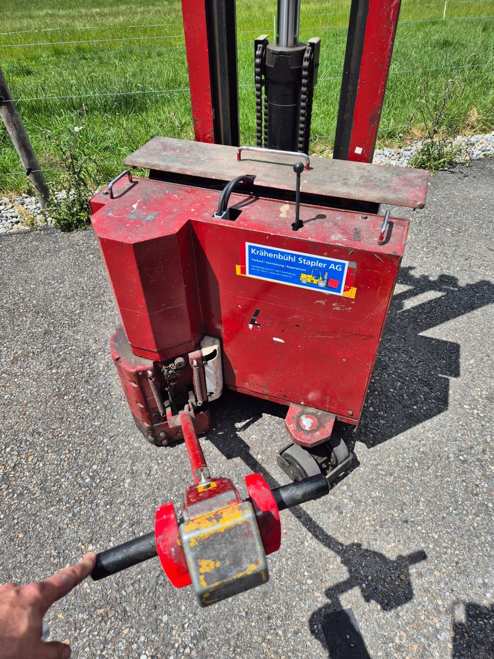 Linde Carrelli elevatori e a forche: Deichselstapler Ameise mit Vollfreihub 3 METER – Usato da Steffisburg venduto da Forkliftpower 1