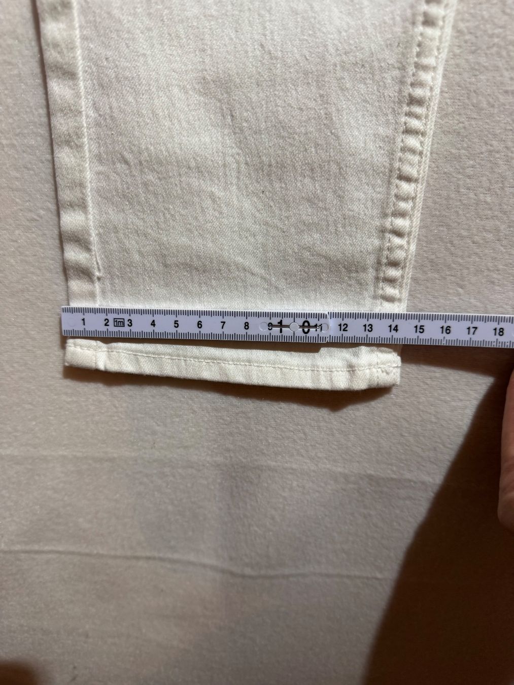 H&M Jeans: Weisse Jeans Gr. 28/32 – Usato da Grosswangen venduto da SALE_SALE_SALE 7