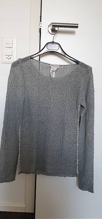 T-shirt: 5 neuwertige Armani T-Shirt/Pullover  – Usato da Zürich venduto da zuHause75 2