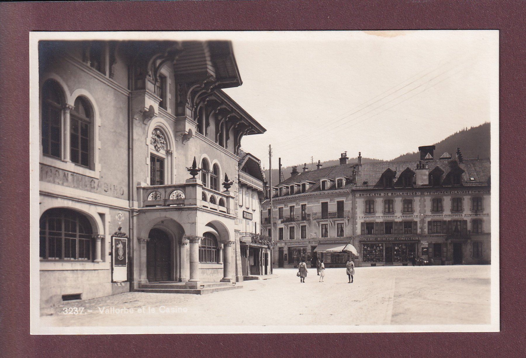 Cartes postales: VALLORBE - Casino – D'occasion à Pully par nicecards