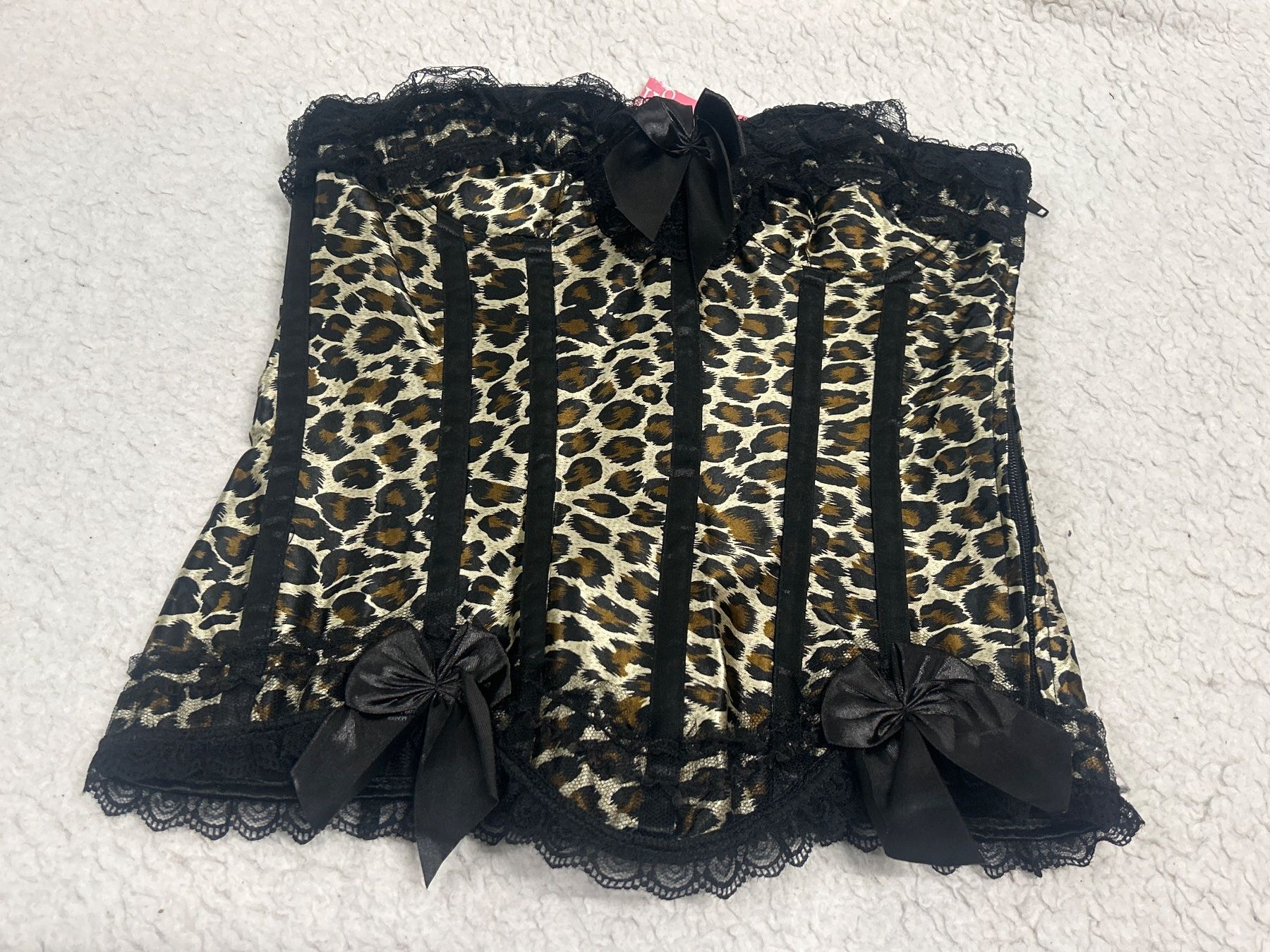 Altra biancheria intima: Leopard Korsett mit Spitze, Neu Grösse M – Nuovo e nell'imballaggio originale da Regensdorf venduto da Spyke55