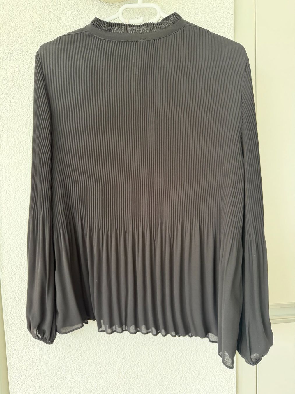 S.Oliver Camicette: Schwarze Bluse von S. Oliver, Grösse 40 – Usato da Hohenrain venduto da murmelinchen25 1