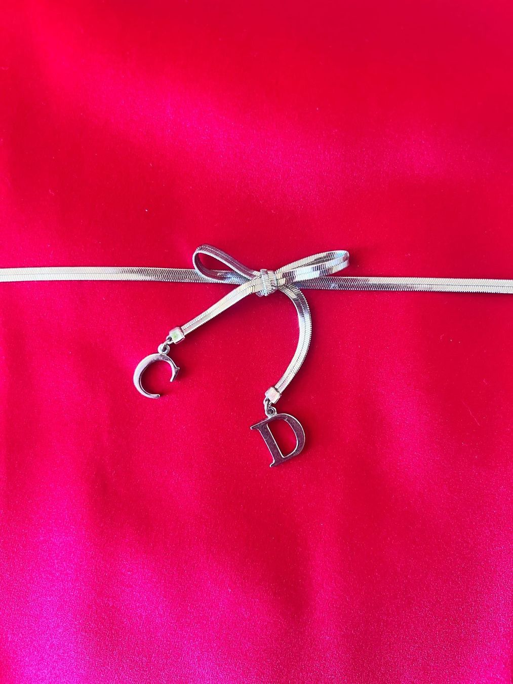 Dior Catenine: Collier Dior, couleur argentée – Usato da Lausanne venduto da Naorobi 1