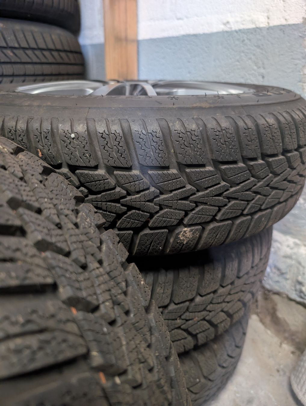 Dunlop Pneumatici & Ruote complete: Roues hiver complètes Suzuki Swift – Usato da Flanthey venduto da GuyLee 1